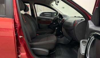 
									Renault Sandero  Stepway 1.6 full								