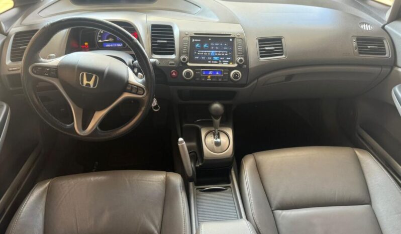 
								Honda Civic  1.8 LXL full									