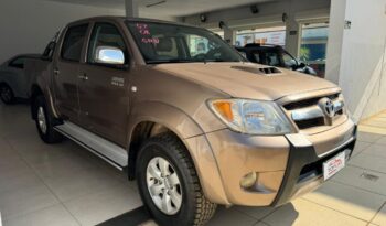 
									Toyota Hilux  3.0 SRV full								