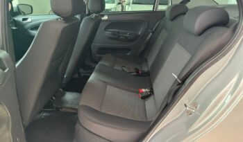 
									Volkswagen Voyage  1.0 Comfortiline full								