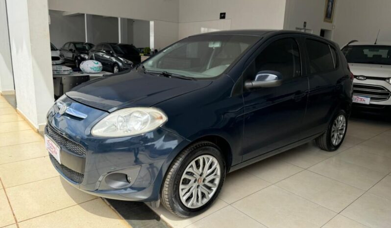 
								Fiat Palio  1.6 Essence full									