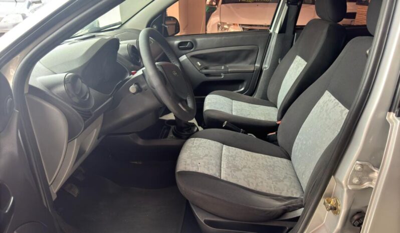 
								Ford Fiesta  1.6 Sedam Class full									