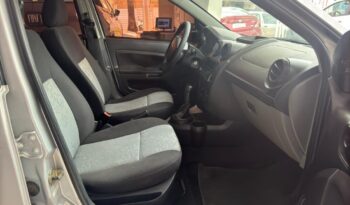 
									Ford Fiesta  1.6 Sedam Class full								