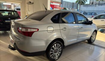 
									Fiat Grand Siena  1.6 Essence full								