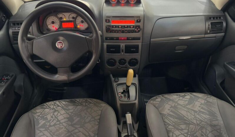 
								Fiat Palio  1.8 Adventure full									