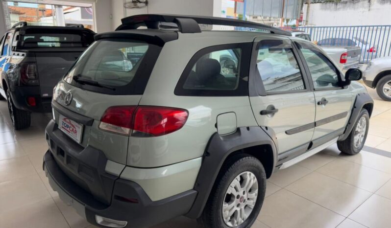 
								Fiat Palio  1.8 Adventure full									