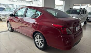 
									Nissan Versa  1.6 SL full								