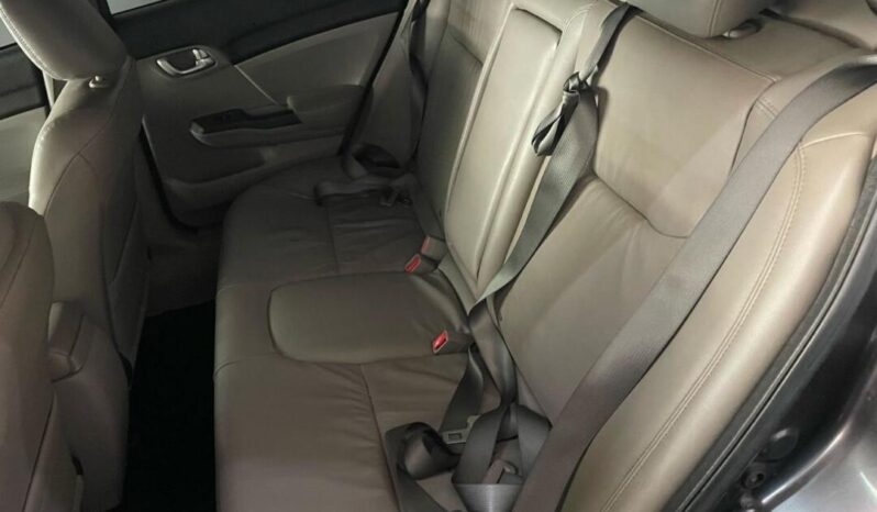 
								Honda Civic  2.0 LXR full									
