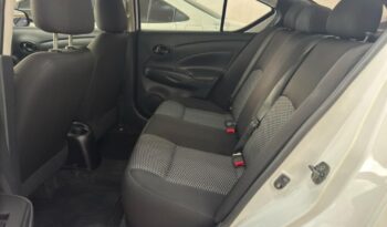 
									Nissan Versa  1.6 V-drive full								