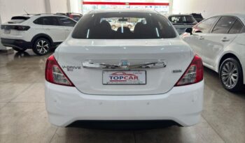 
									Nissan Versa  1.6 V-drive full								