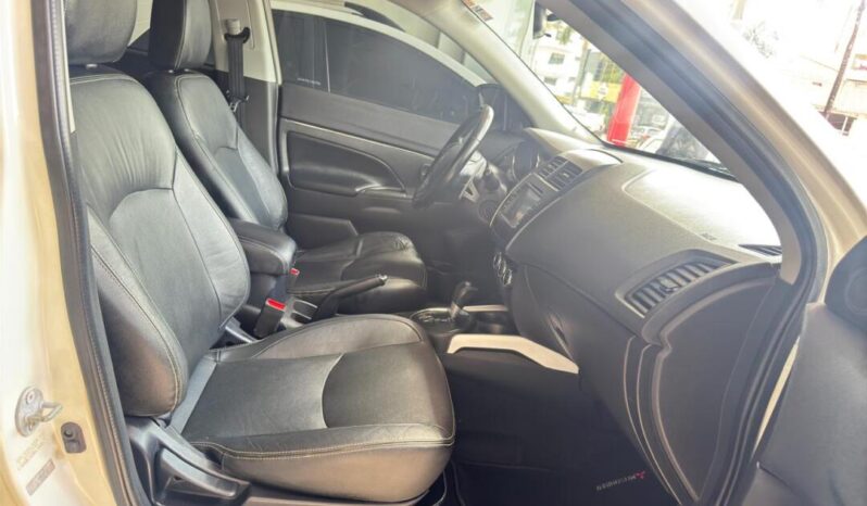 
								Mitsubishi ASX  2.0 AWD full									