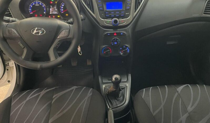 
								Hyundai HB20  1.0 Unique full									