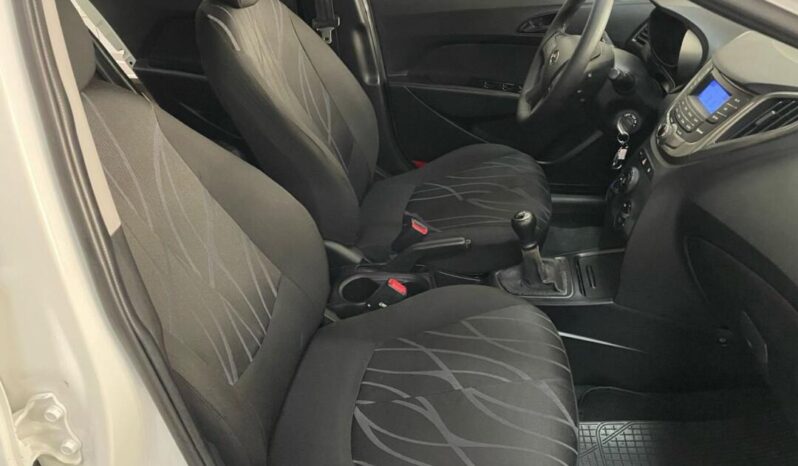 
								Hyundai HB20  1.0 Unique full									