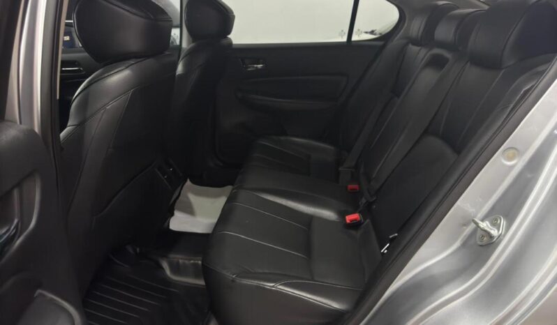 
								Honda City  1.5 Sedam full									