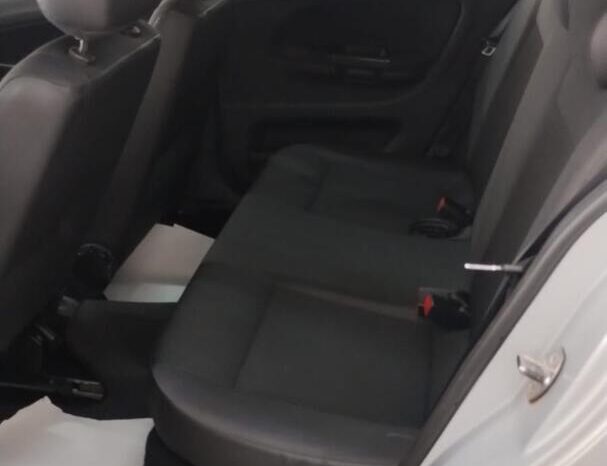 
								Volkswagen Gol  1.0 KIT Urban full									