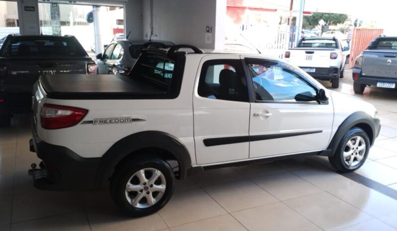 
								Fiat Strada  1.4 Freedom CD full									