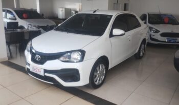 
									Toyota Etios  1.5 X Plus full								
