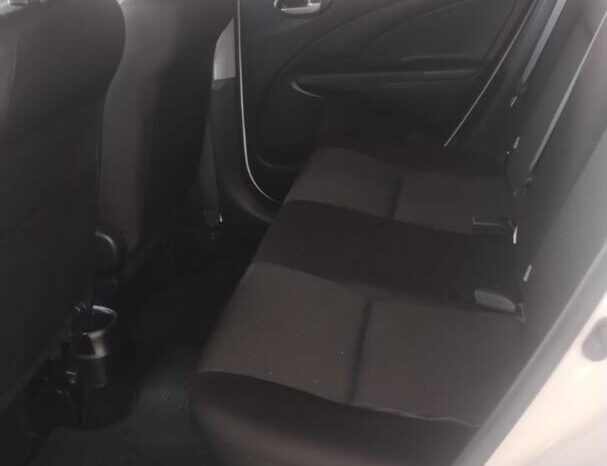 
								Toyota Etios  1.5 X Plus full									