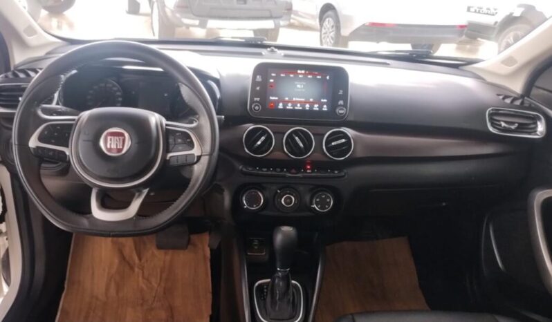 
								Fiat Cronos  1.8 Precision full									