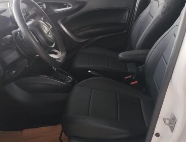
								Fiat Cronos  1.8 Precision full									