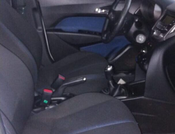 
								Hyundai HB20X  1.6 X full									