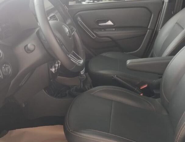 
								Renault Duster Oroch  1.3 Outsider full									