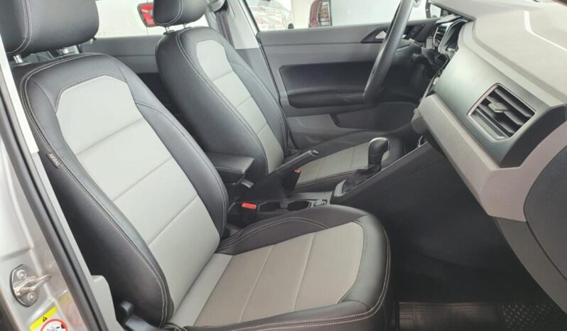 
								Volkswagen Polo  1.0 Confortline full									