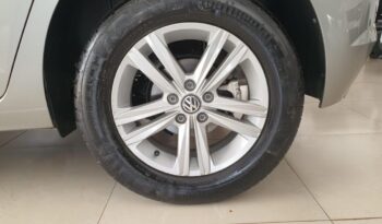 
									Volkswagen Polo  1.0 Confortline full								