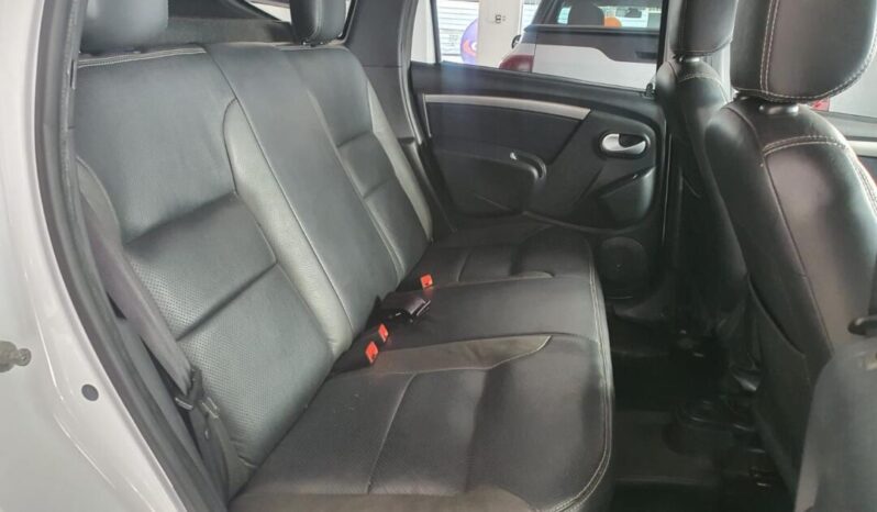 
								Renault Duster  1.6 full									