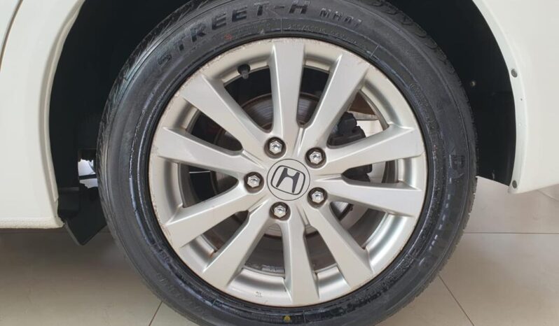 
								Honda Civic  2.0 LXL full									