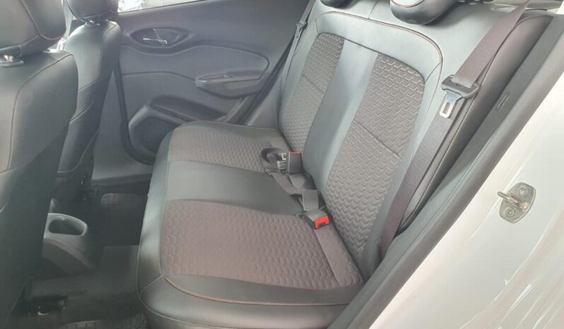 
								Chevrolet Onix  1.4 LTZ full									