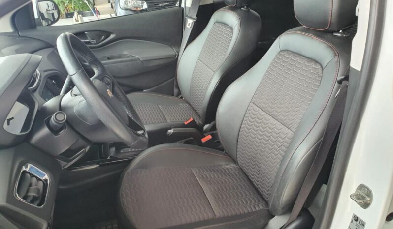 
								Chevrolet Onix  1.4 LTZ full									