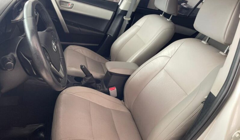 
								Toyota Corolla  2.0 XEI full									