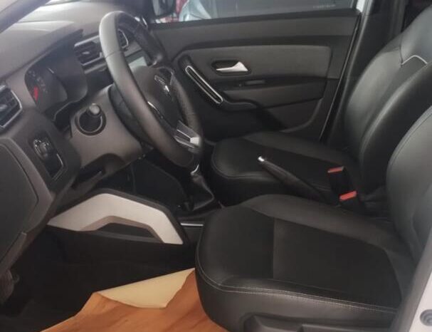 
								Renault Duster  1.6 Iconic full									