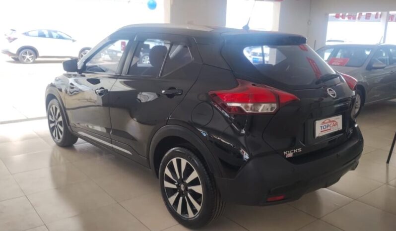 
								Nissan Kicks  1.6 SV full									