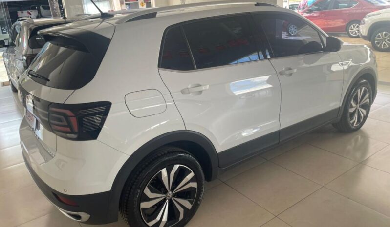 
								Volkswagen T-Cross  1.4 full									