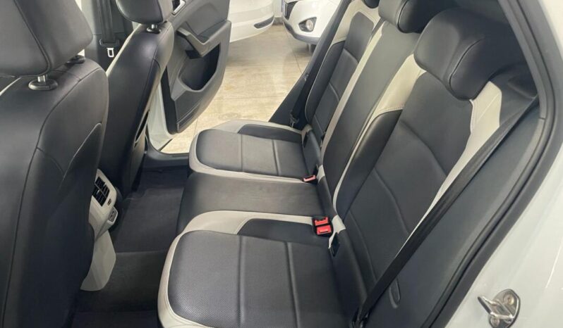 
								Volkswagen T-Cross  1.4 full									