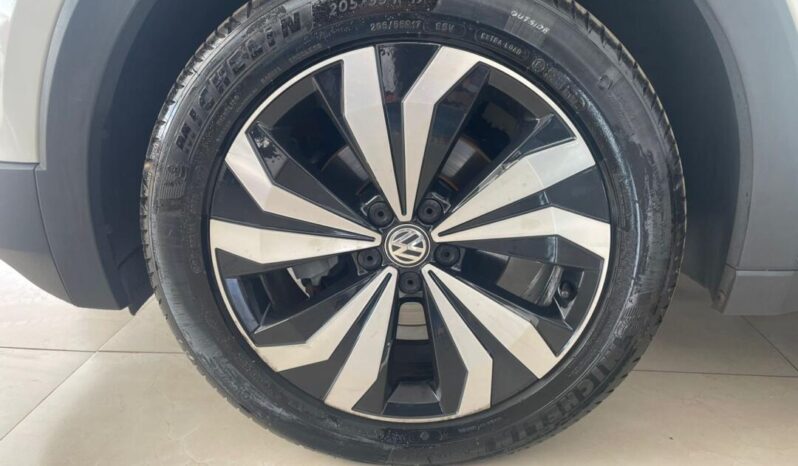 
								Volkswagen T-Cross  1.4 full									