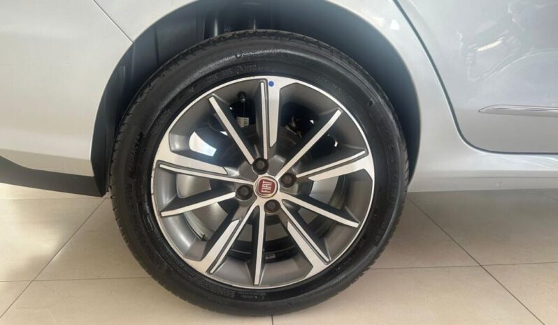 
								Fiat Cronos  1.8 full									