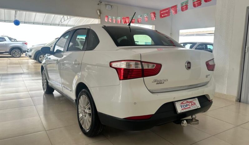 
								Fiat Grand Siena  1.6 full									