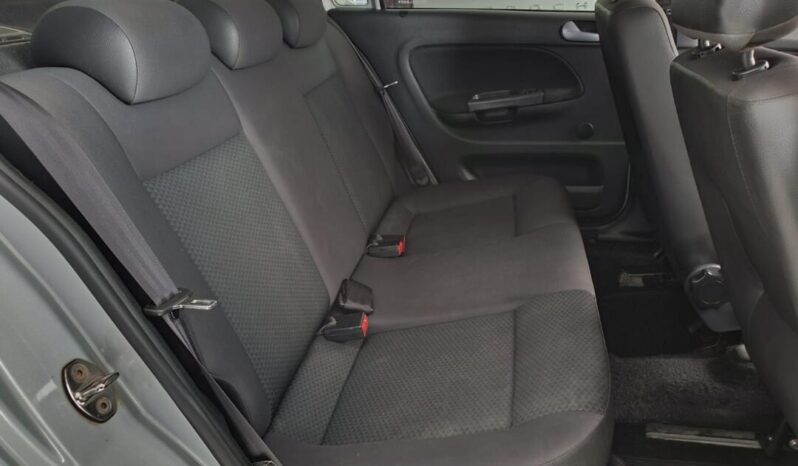 
								Volkswagen Voyage  1.6 Trend full									