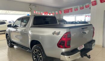 
									Toyota Hilux  2.8 SRX 4X4 full								
