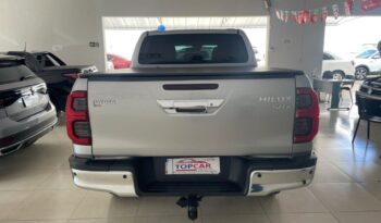 
									Toyota Hilux  2.8 SRX 4X4 full								