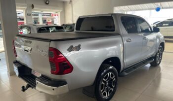 
									Toyota Hilux  2.8 SRX 4X4 full								