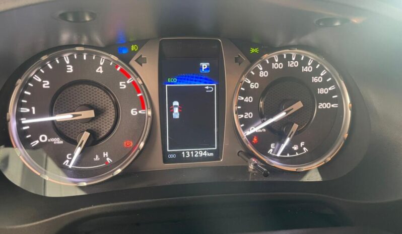 
								Toyota Hilux  2.8 SRX 4X4 full									