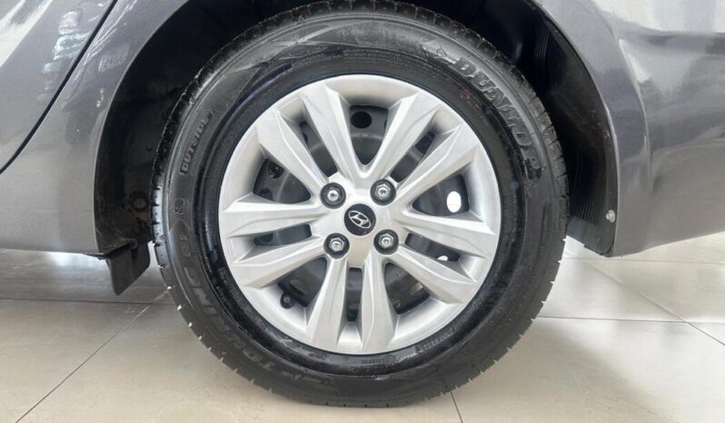
								Hyundai HB20S  Hb20s full									