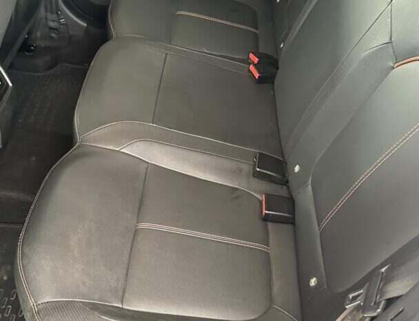 
								Renault Duster  1.3 Iconic Plus TCE full									