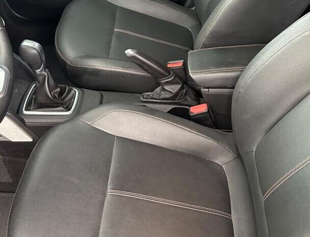 
								Renault Duster  1.3 Iconic Plus TCE full									