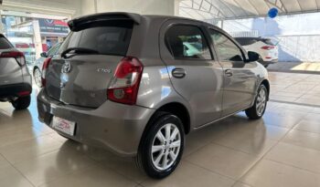 
									Toyota Etios  1.5 X Plus full								