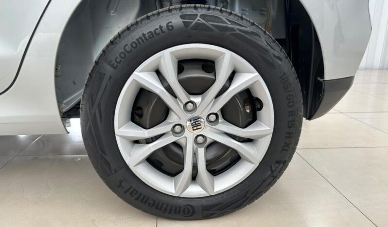 
								Fiat Argo  1.0 Drive full									
